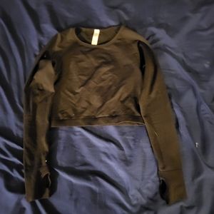 Long sleeve crop top